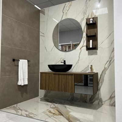 Bagno rivestito in ceramica Alberti Luigi