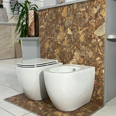 Rivestimento bagno in ceramica di Alberti Luigi